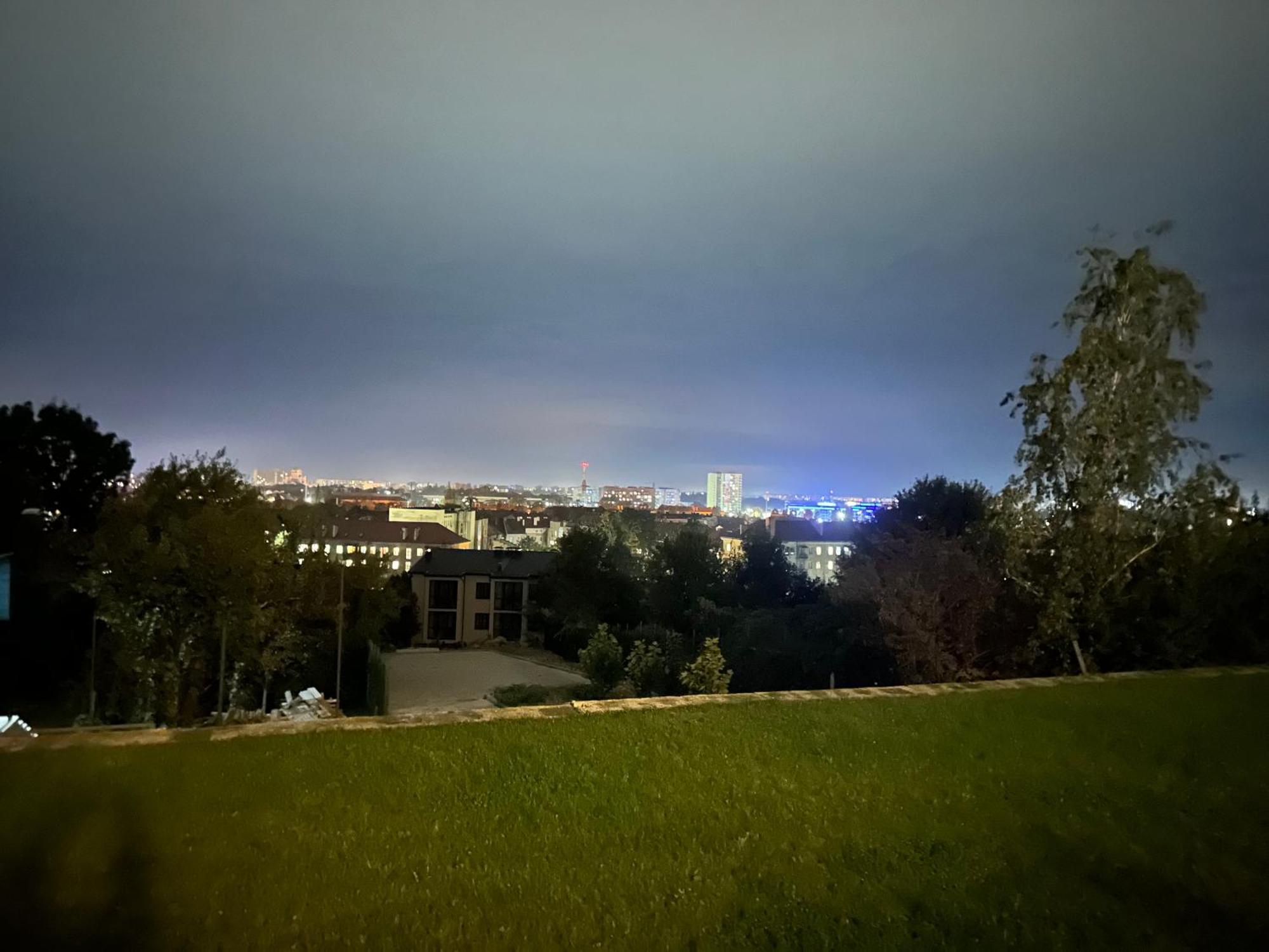 Панорамні Апартаменти Ujgorod Dış mekan fotoğraf